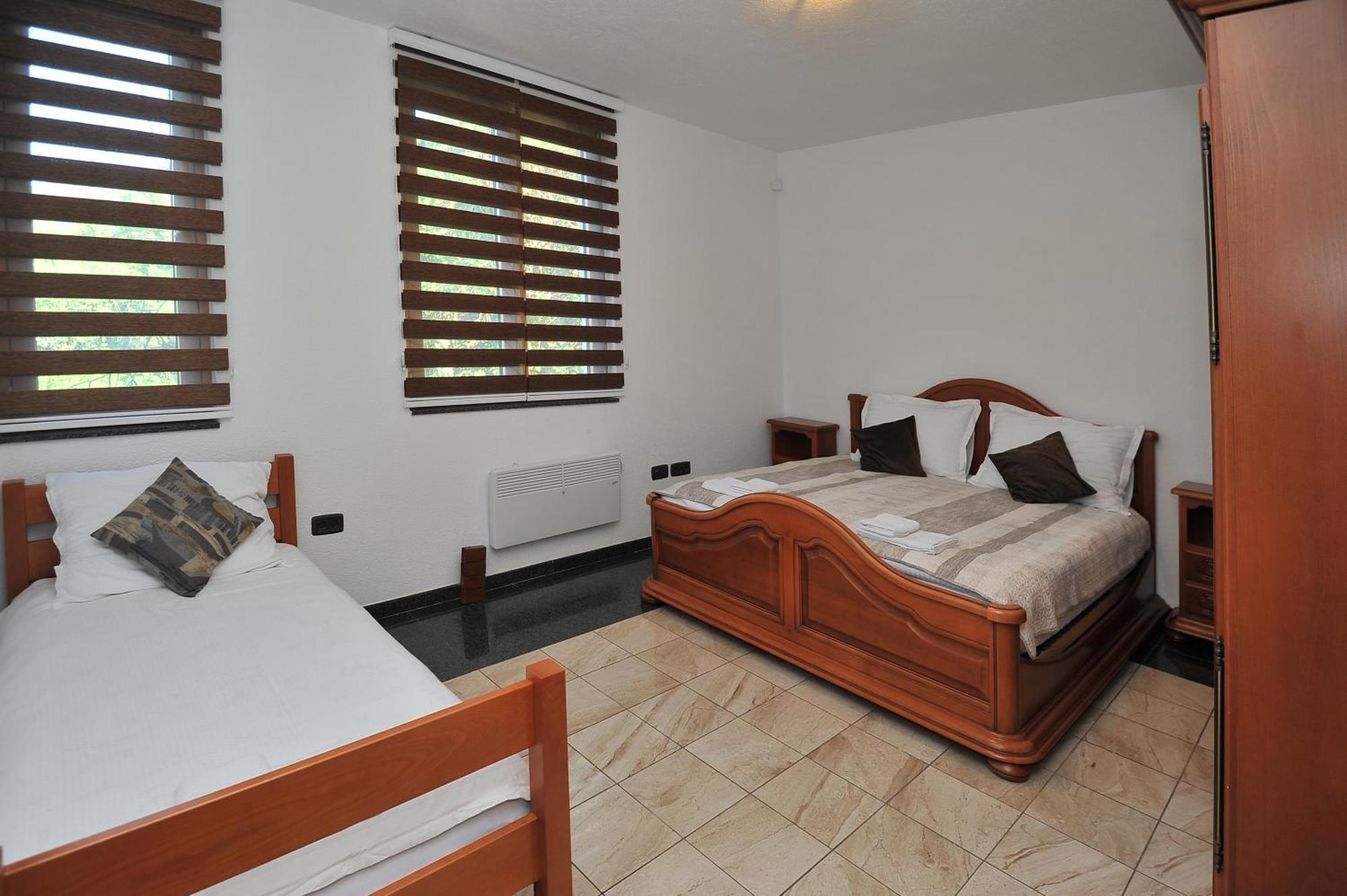 Ferienwohnung Pool House Maslina Mostar Exterior foto